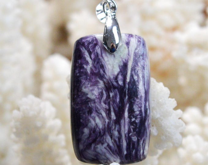 Kämmererite 44 carats - natural stone cabochon pendant - India / FS93