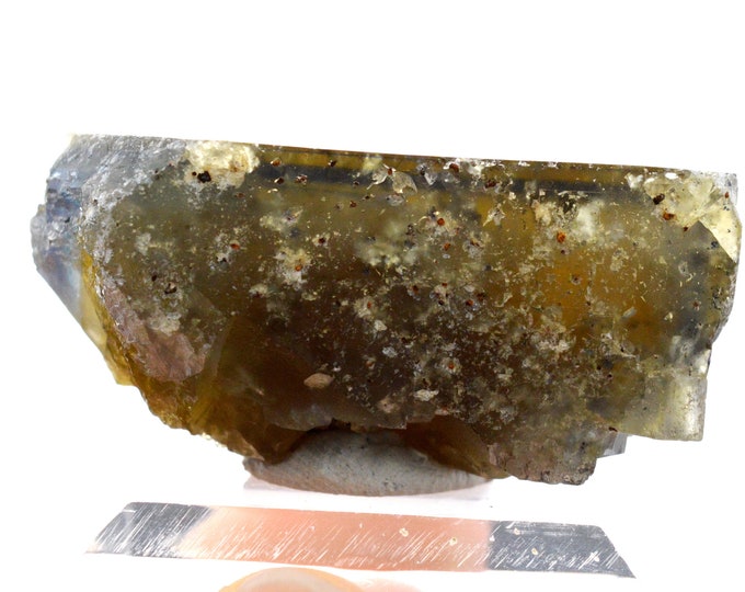 Fluorite 72 grams - Valzergues, Villefranche-de-Rouergue, Aveyron, Occitanie, France