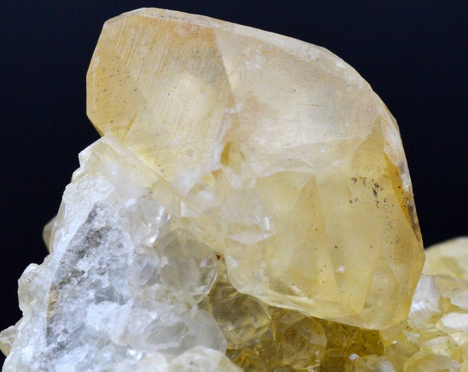 Calcite - 441 grams - Landelies, Montigny-le-Tilleul, Hainaut, Belgium