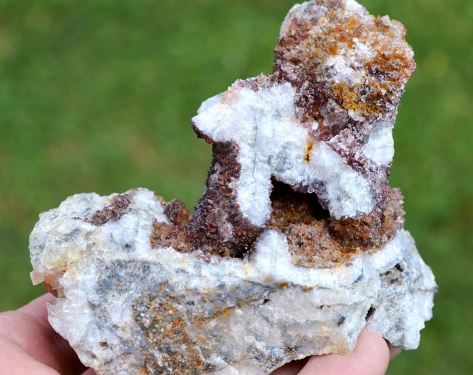 Hematoid Quartz 400 grams - L'Argentolle, Saône-et-Loire, France