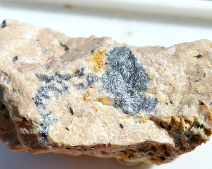 Apuanite 34 grams - Buca della Vena Mine, Pontestazzemese, Stazzema, Lucca Province, Tuscany, Italy