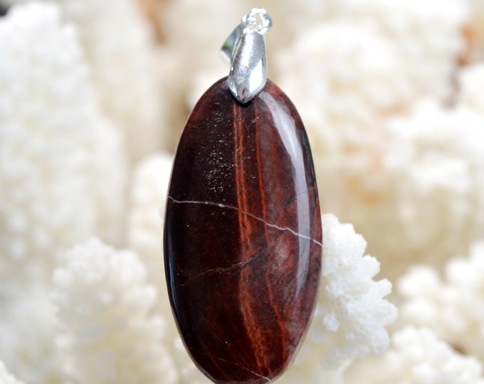 39 carat bull's eye - natural stone cabochon pendant - South Africa // DP24