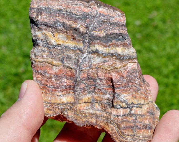 Banded Jasper 401 grams - Western Australia, Australia
