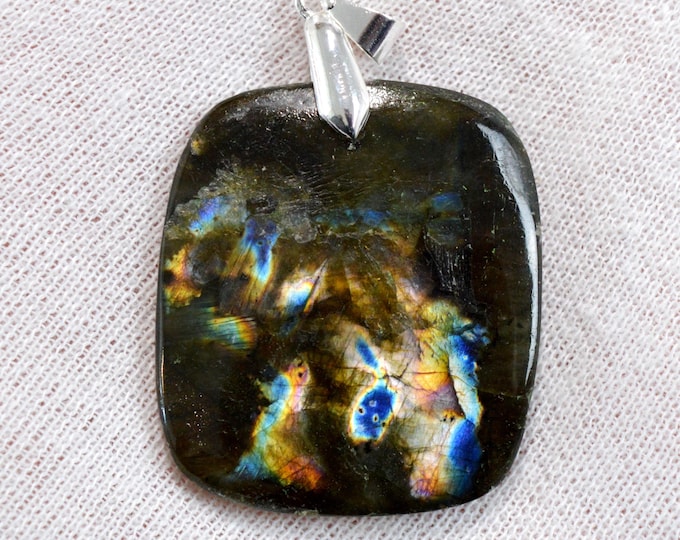 56 carat Labradorite - natural stone cabochon pendant - Madagascar / GC45