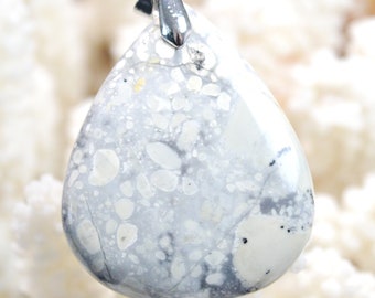 94-carat Maligano Jasper - Natural Stone Cabochon Pendant - Indonesia // BY94