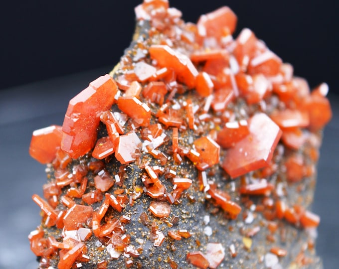 Vanadinite 17.5 grams - Mibladen, Meknès-Tafilalet Region, Morocco