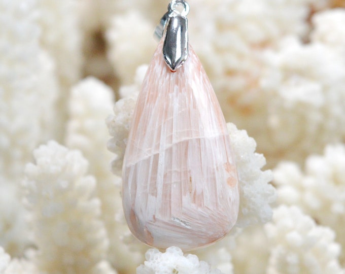 34 carat orange scolecite - natural stone cabochon pendant - India / EY31