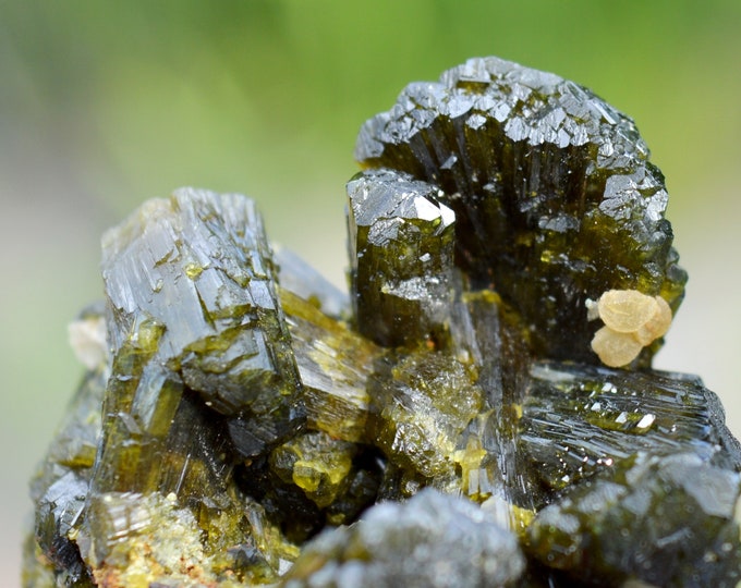 Epidote 59 grams - Bafoulabé Circle, Kayes Region, Mali