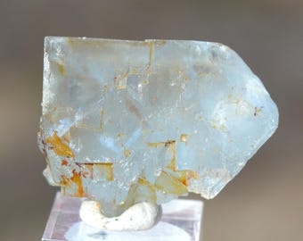 Fluorite 20 grams - Brioude, Haute-Loire, Auvergne-Rhône-Alpes, France