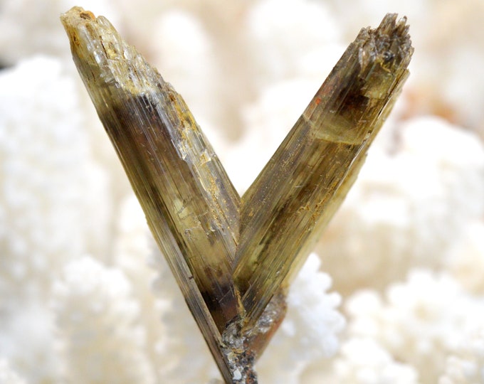 Diaspore "V-twin" - 33.7 grams - Selçuk District, Izmir Province, Türkiye