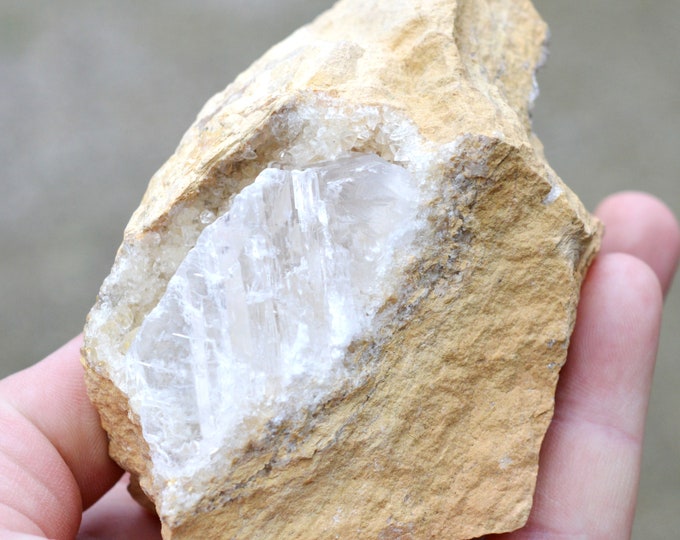 Gypsum & Calcite 591 grams - Khoukhet Mine, Khénifra Province, Béni Mellal-Khénifra Region, Morocco