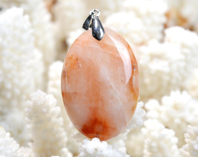 70 carat carnelian - natural stone cabochon pendant - Madagascar / FD83