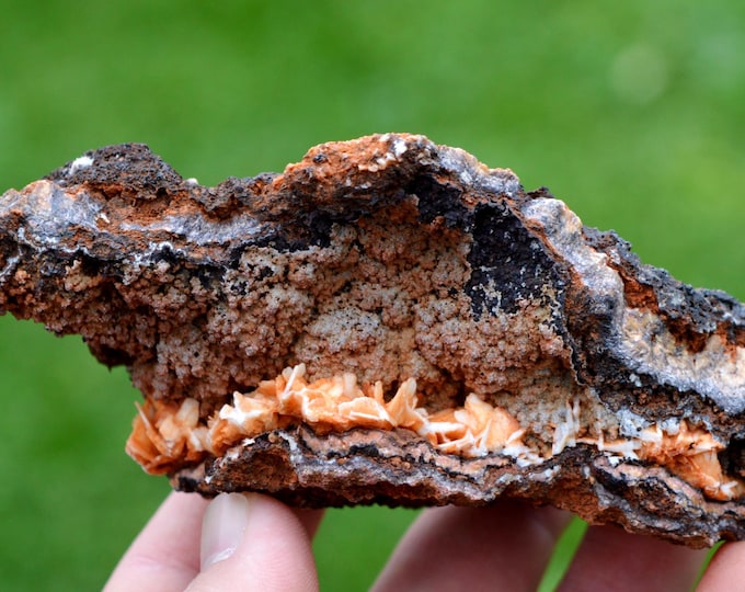 Baryte 374 grams - Chaillac, Indre, Centre-Val de Loire, France