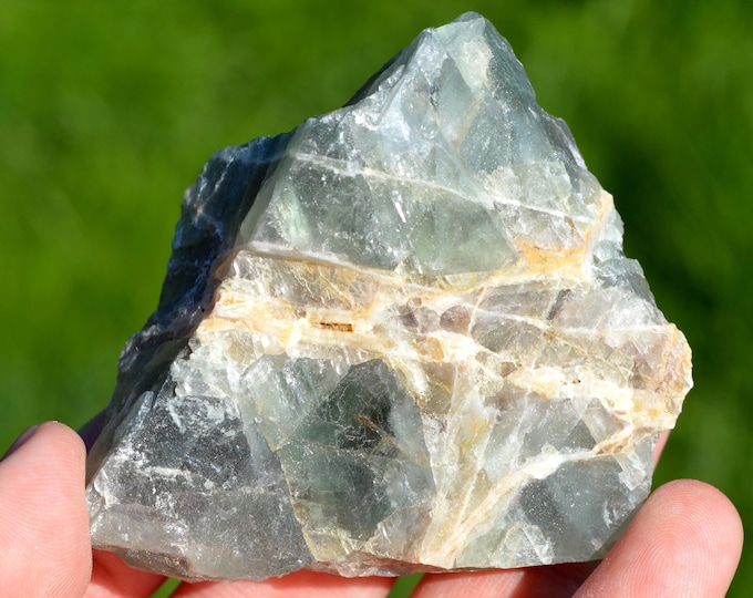 Fluorite 238 grams - La Barre Mine, Saint-Jacques-d'Ambur, Puy-de-Dôme, Auvergne-Rhône-Alpes, France