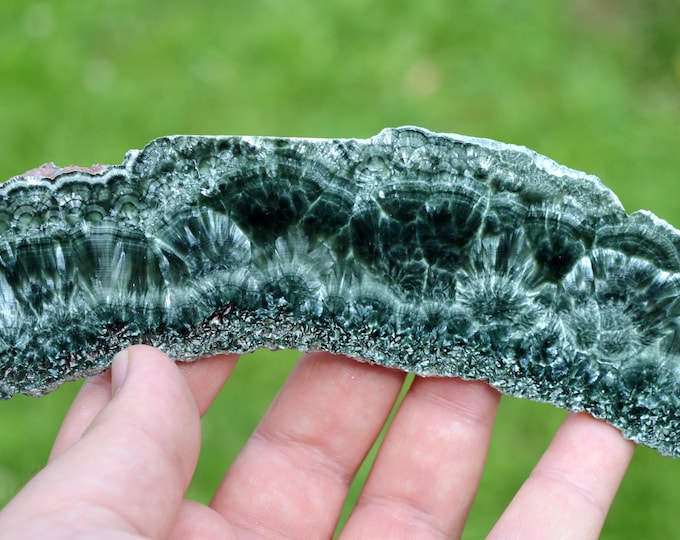 Seraphinite 98 grams - Korshunovskoye iron deposit, Zheleznogorsk, Irkutsk Oblast, Russia