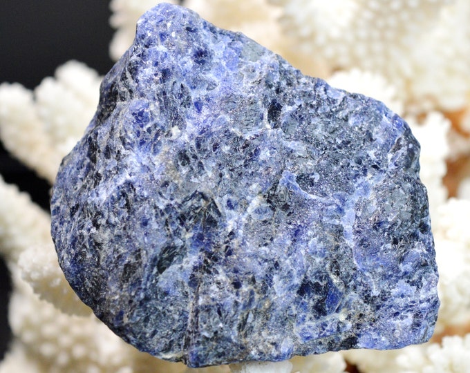 Sodalite - 160 grams - Hiassu farm, Itaju do Colônia, Bahia, Brazil