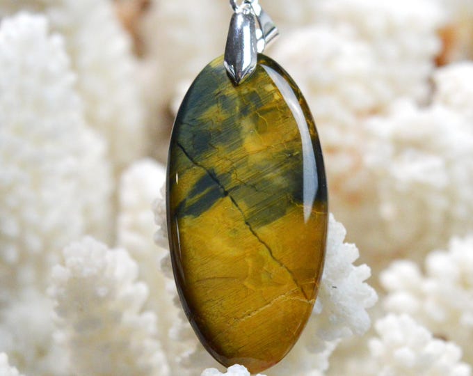 Pietersite var. Nellite - 49 carats - natural stone cabochon pendant - Namibia / FR91
