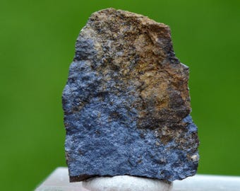 Hisingerite 3,5 grammi - Brunnsjögruvan, Grythyttan, Hällefors, contea di Örebro, Svezia