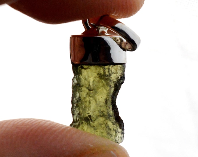 Moldavite - 8.5 carats - pendentif pierre naturelle - République Tchèque - Argent 925