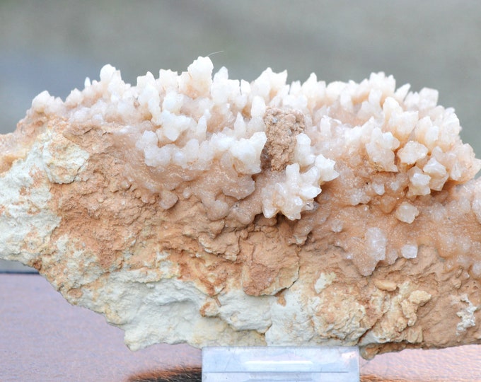 Calcite - 523 grams - Hayange, Moselle, France