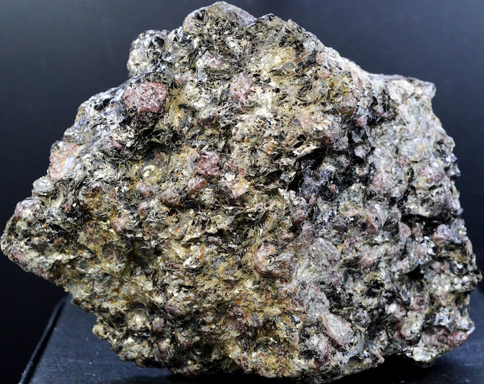Almandine garnet & biotite phlogopite - 1180 grams - Ponte Nova, Minas Gerais, Brazil