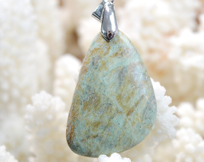 Turquoise 48 carats - pendentif cabochon pierre naturelle - Madagascar // DM41
