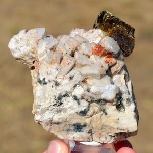 Siderite & K Feldspar var. Adularia 312 grams - Padre Paraíso, Minas Gerais, Brazil