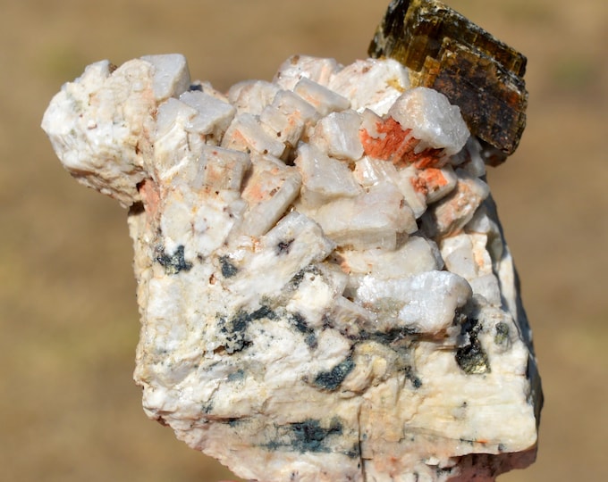 Siderite & K Feldspar var. Adularia 312 grams - Padre Paraíso, Minas Gerais, Brazil