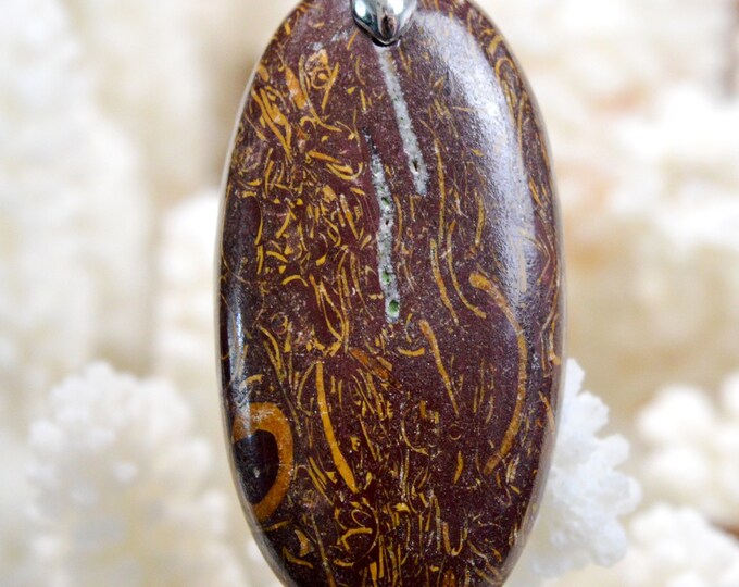 72 carat Mariyam Jasper - natural stone cabochon pendant - India // BY81