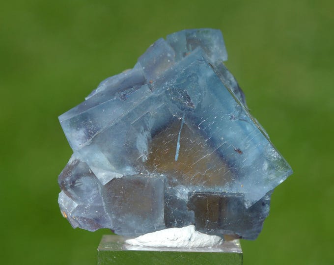 Fluorite 28 grams - Chavaniac-Lafayette, Brioude, Haute-Loire, Auvergne-Rhône-Alpes, France
