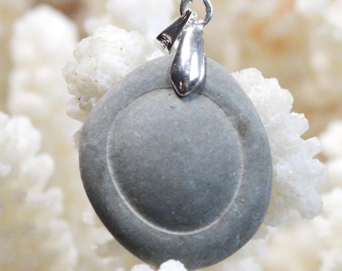 25-carat Fairy Stone - Natural Stone Pendant - Canada / FY20