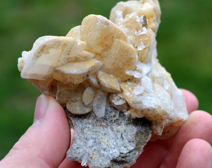 Calcite & Quartz 180 grams - Saint-André d'Embrun, Hautes-Alpes, Provence-Alpes-Côte d'Azur, France