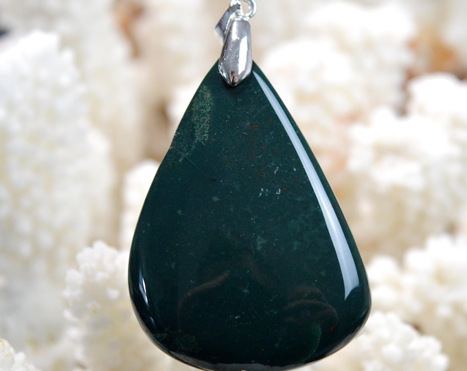 Jaspe heliotrope 70 carats - pendentif cabochon pierre naturelle - Brésil / GB24