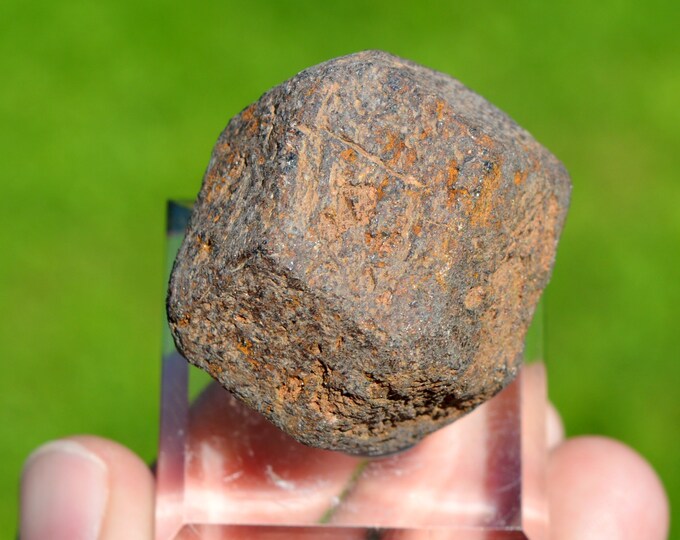 Almandine Garnet 97 grams - Malakialina area, Fitampito, Ikalamavony District, Haute Matsiatra, Madagascar