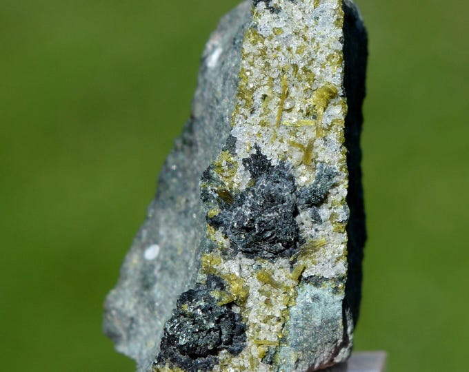 Epidote & Actinolite 18 grams - Saas-Almagell, Visp, Valais, Switzerland