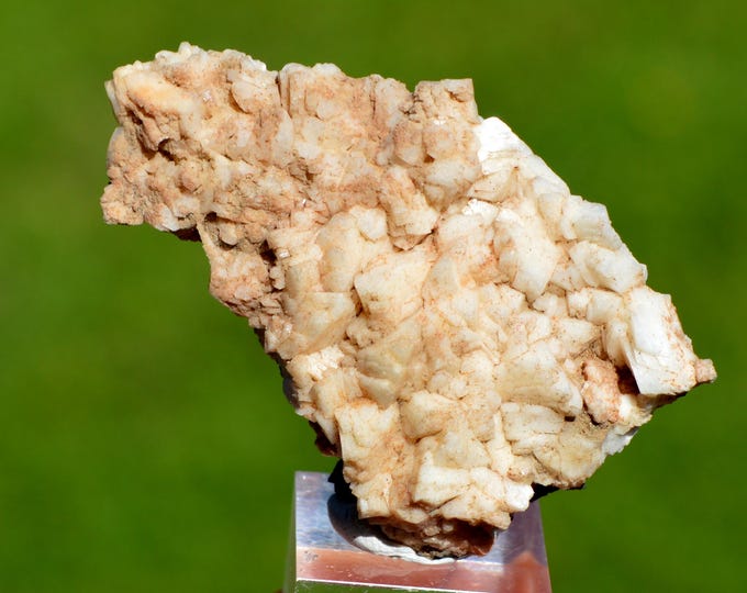 Heulandite 19 grams - Wasson Bluff, Two Islands, Cumberland Co., Nova Scotia, Canada