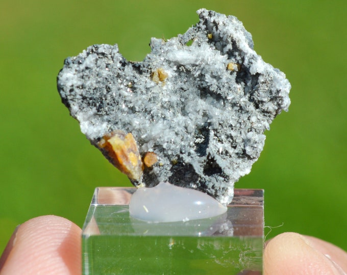 Sphalerite & Quartz 5.6 grams - Haus Rappoltstein vein, Neuenberg, Ste Marie-aux-Mines, Colmar-Ribeauvillé, Haut-Rhin, Grand Est, France