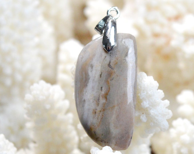 28 carat porcelain jasper - natural stone cabochon pendant - Mexico /FD42