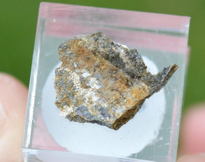 Curetonite 0.4 grams - Redhouse Barite Mine, Potosi Mining District, Osgood Mountains, Humboldt County, Nevada, USA