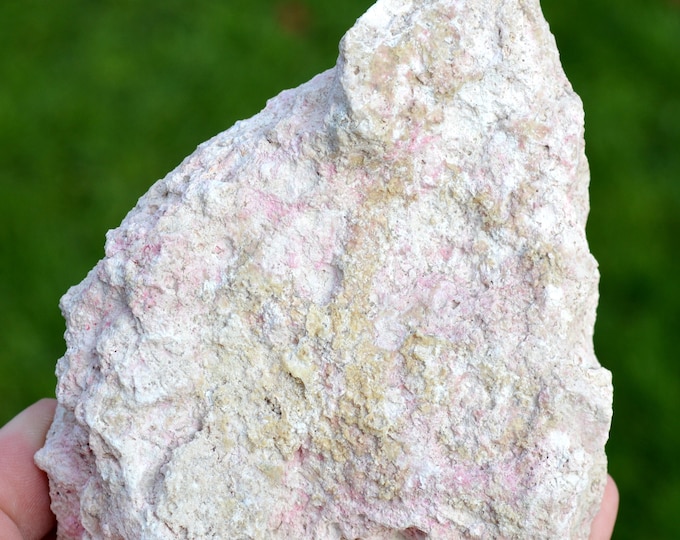 Sepiolite & Pink Opal var. Quinzite - 600 grams - Quincy, Vierzon, Cher, Centre-Val de Loire, France
