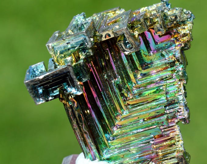 Bismuth metallic crystals 105 grams - Lab grown