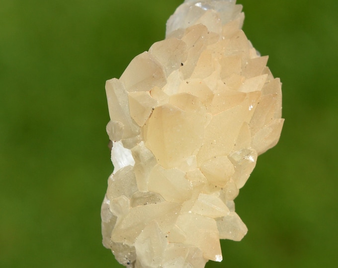 Calcite 34 grams - Limestone quarry, Limont-Fontaine, Maubeuge, Avesnes-sur-Helpe, Nord, Hauts-de-France, France