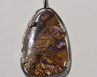 Opal - 39 carat Yowah Boulder opal silver pendant - Natural Opal Silver pendant
