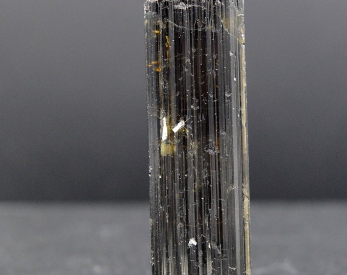 Tourmaline var. Dravite 110 carats - Fazenda Jacuba, Araçuai, Minas Gerais, Brazil