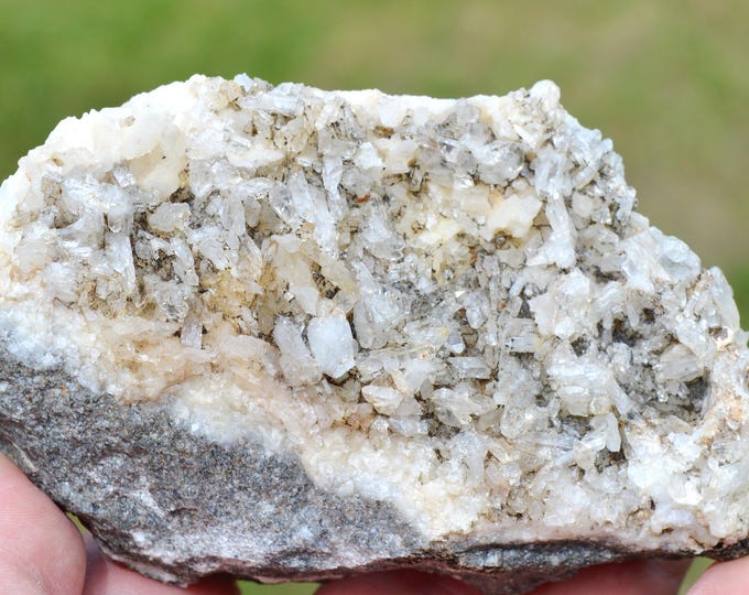 Quartz 530 grams - Villaret pit, Susville, Grenoble, Isère, Auvergne-Rhône-Alpes, France