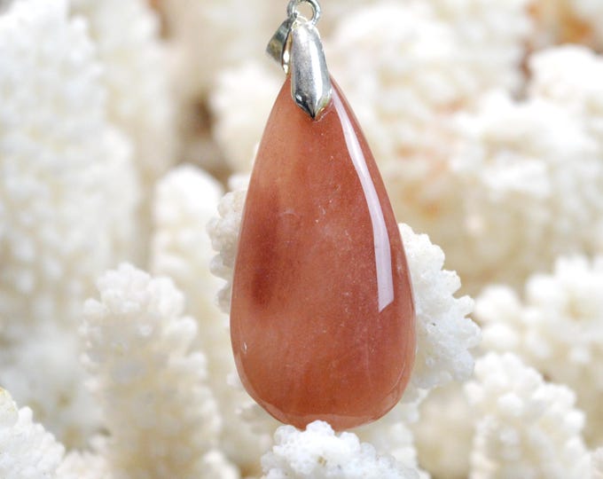 33 carat red aventurine - natural stone cabochon pendant - Canada / FQ48