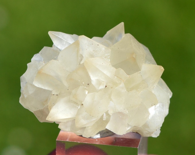 Calcite 22 grams - Limestone quarry, Limont-Fontaine, Maubeuge, Avesnes-sur-Helpe, Nord, Hauts-de-France, France