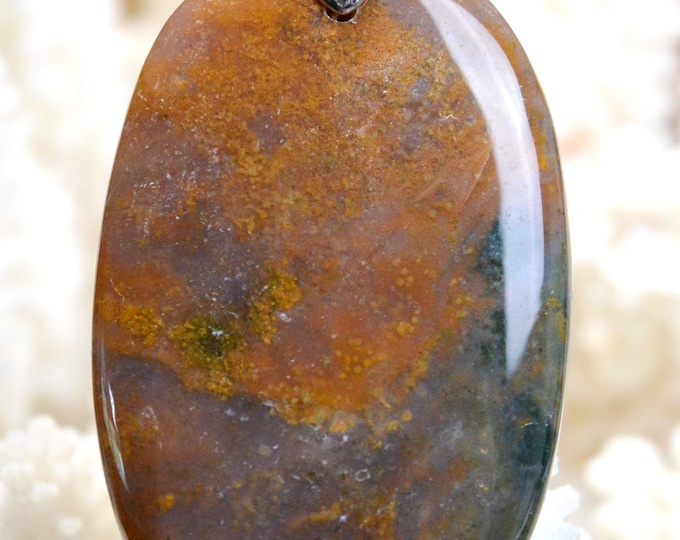 89 carat red moss agate - natural stone cabochon pendant - Indonesia / AZ19