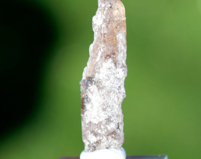 Topaz 1.6 grams - Topaz Mountain, Thomas Range, Juab County, Utah, USA