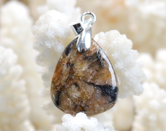 Chiastolite 17 carats - natural stone cabochon pendant - USA / FN59